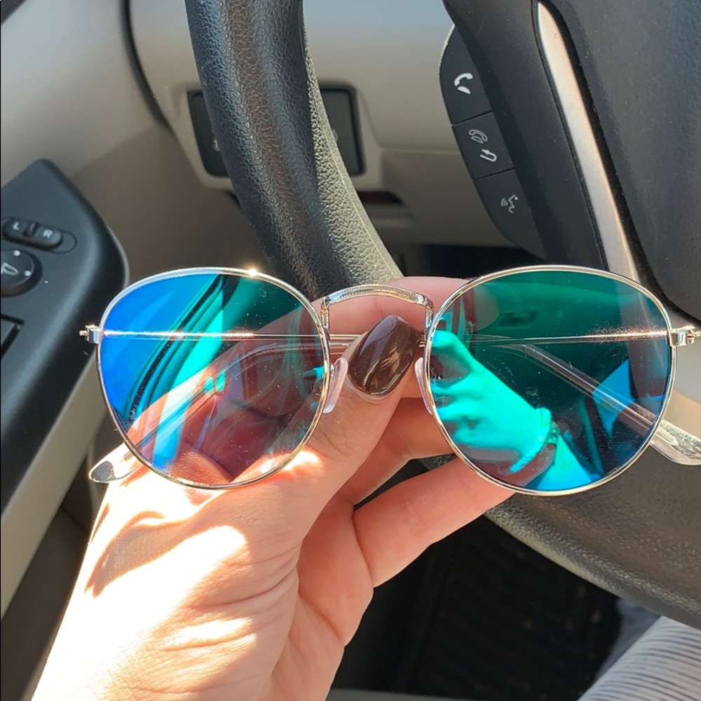 Urban outfitters sunglasses